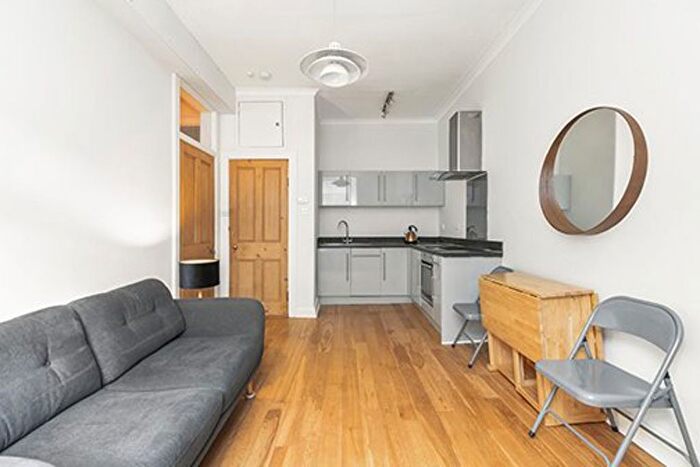 1 Bedroom Flat To Rent In Dean Street, Stockbridge, Edinburgh, EH4