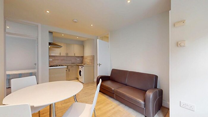 2 Bedroom Flat To Rent In Penfold Place, London, NW1