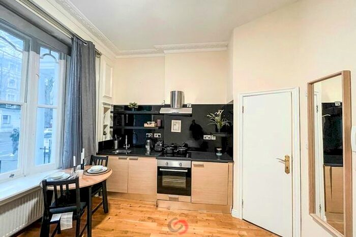 Studio To Rent In Inverness Terrace, London, W2