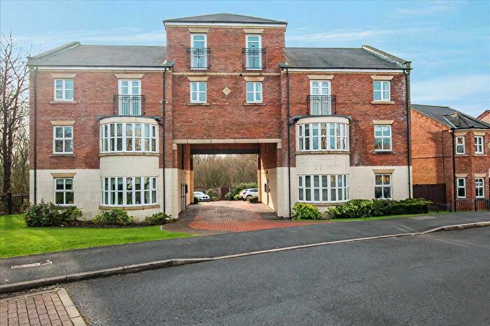 2 Bedroom Flat For Sale In Dorchester Avenue, Walton Le Dale, Preston, PR5