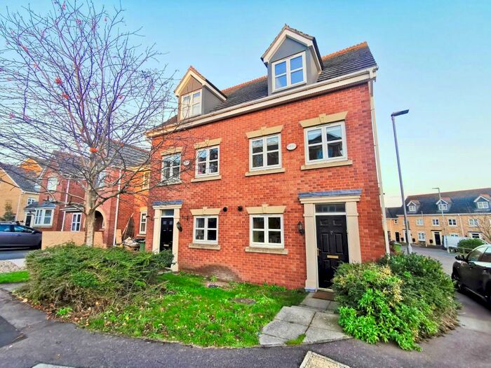 3 Bedroom House To Rent In Shipman Road, LE3