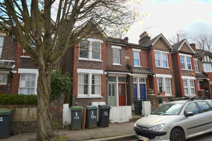 2 Bedroom Maisonette To Rent In Vartry Road, London, N15