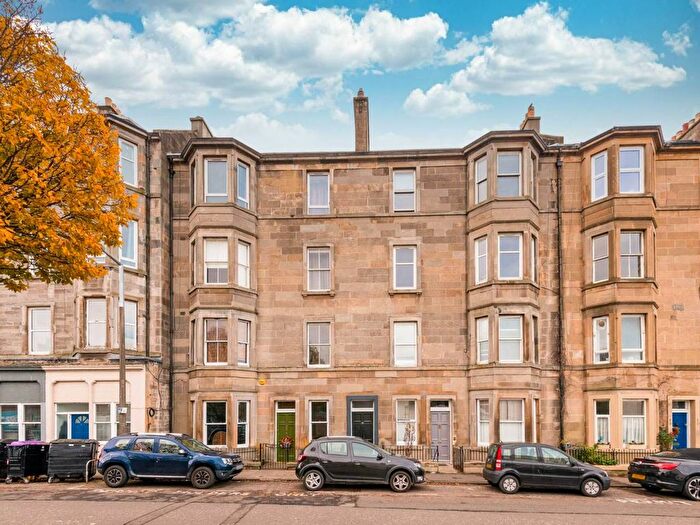 2 Bedroom Flat For Sale In Dundee Terrace, Edinburgh, EH11