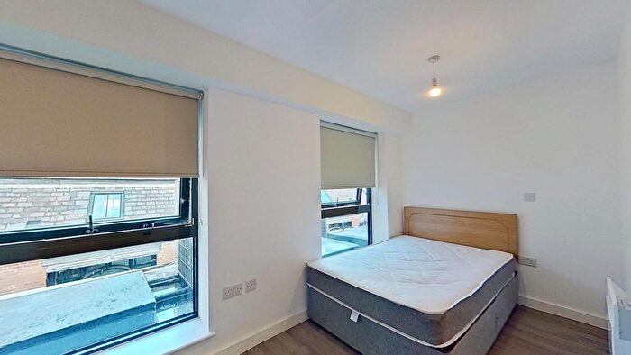 Studio To Rent In Fargate, Sheffield, S1