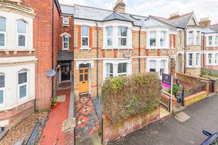 5 Bedroom Terraced House For Sale In Divinity Road, East Oxford, OX4