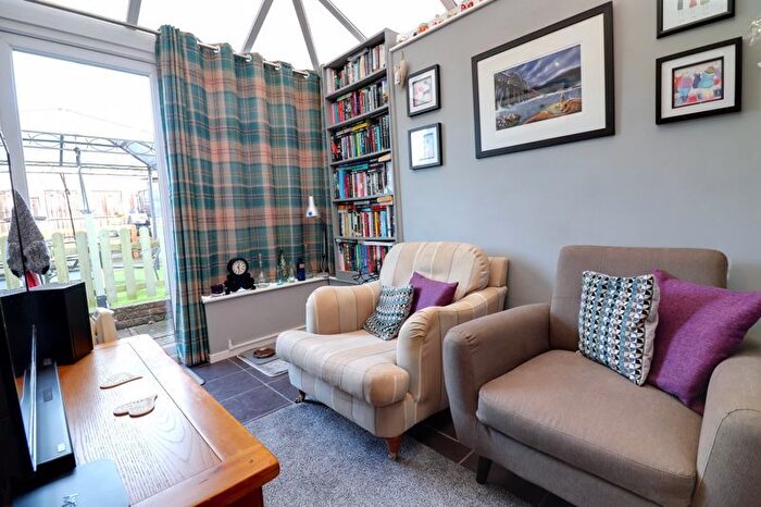 3 Bedroom Detached House For Sale In Wootton Drive, Creswell Manor Farm, Stafford, ST16
