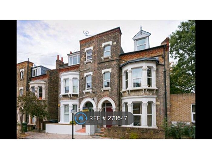 2 Bedroom Flat To Rent In Brixton, London, SW2