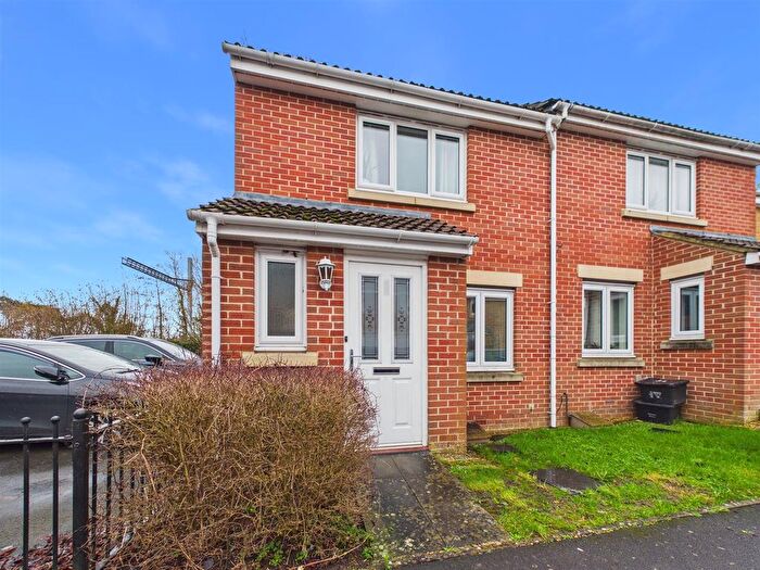 2 Bedroom End Of Terrace House For Sale In Rudman Park, Chippenham, SN15