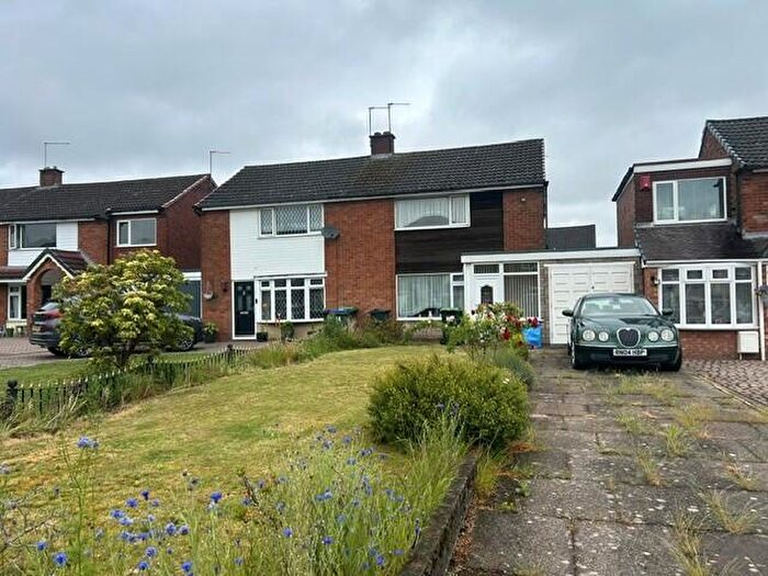 2 Bedroom Semi-Detached House To Rent In Leslie Drive, Tipton, DY4