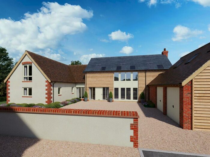 5 Bedroom Detached House For Sale In Long Barrow View, The Gallops, SN8