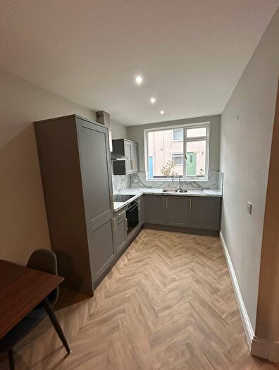 1 Bedroom Apartment To Rent In Eastham Village Road, CH62