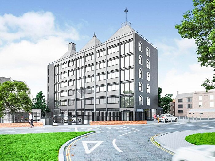 2 Bedroom Flat To Rent In Yarmouth Way, Great Yarmouth, NR30