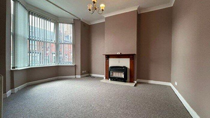 3 Bedroom Terraced House To Rent In Highfield Place, Sheffield, South Yorkshire, S2