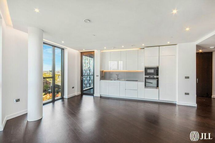 2 Bedroom Apartment To Rent In The Residence Charles Clowes Walk, SW11