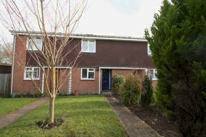 2 Bedroom Terraced House To Rent In Goldsworth Park, GU21