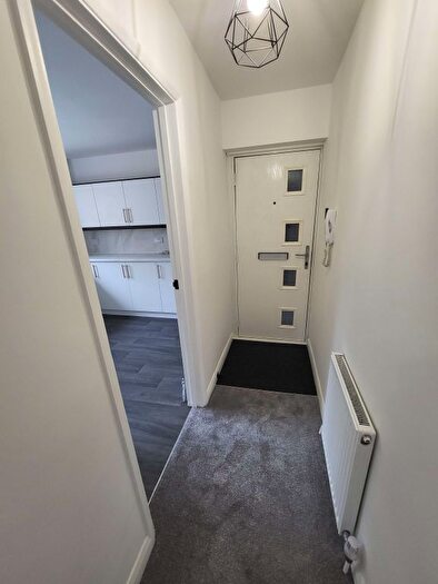 2 Bedroom Flat To Rent In Stockwood Crescent, LU1