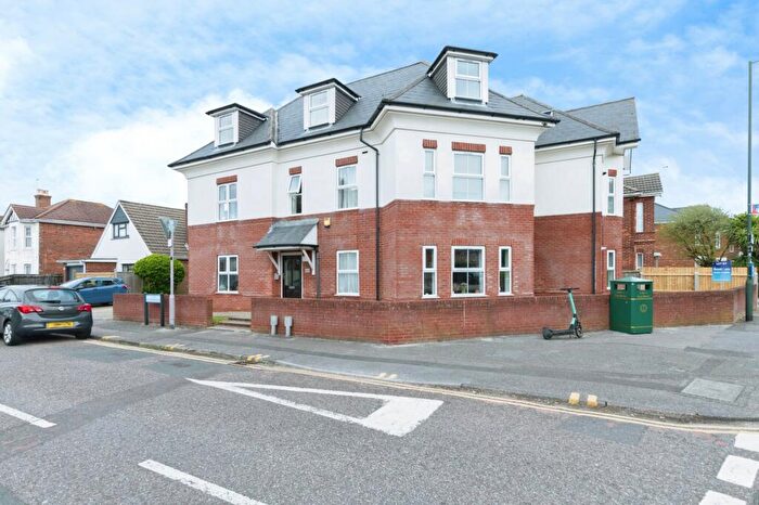 1 Bedroom Apartment To Rent In Bennett Road, Bournemouth, BH8