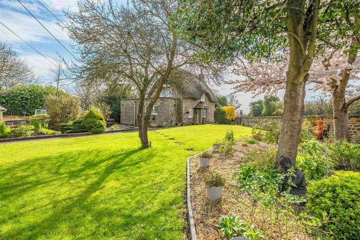 2 Bedroom Detached House For Sale In Sandy Lane, Chippenham, SN15