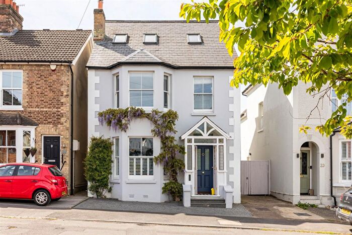 4 Bedroom Detached House For Sale In South Road, Reigate, RH2
