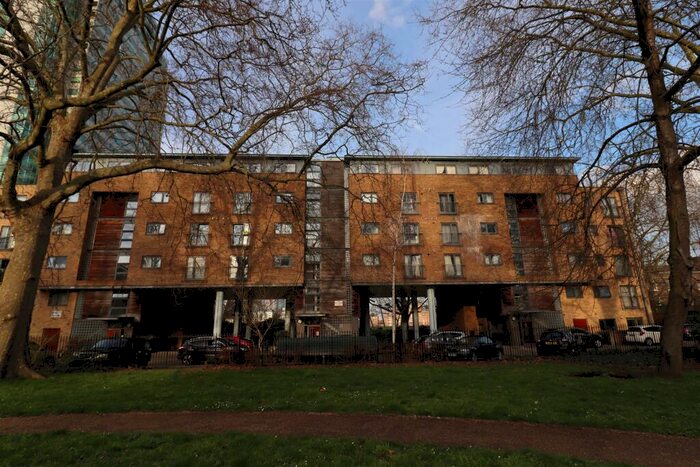 1 Bedroom Apartment To Rent In Longshore, London, SE8