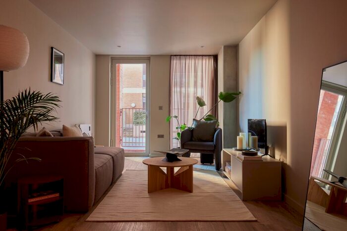 2 Bedroom Apartment To Rent In Poplin, Addington Street, Manchester, Greater Manchester, M4