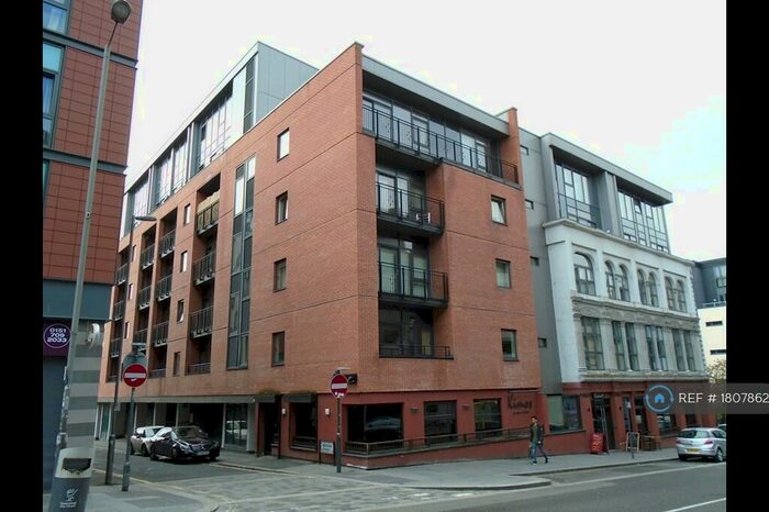 2 Bedroom Flat To Rent In Central Gardens Apartments, Liverpool, L1