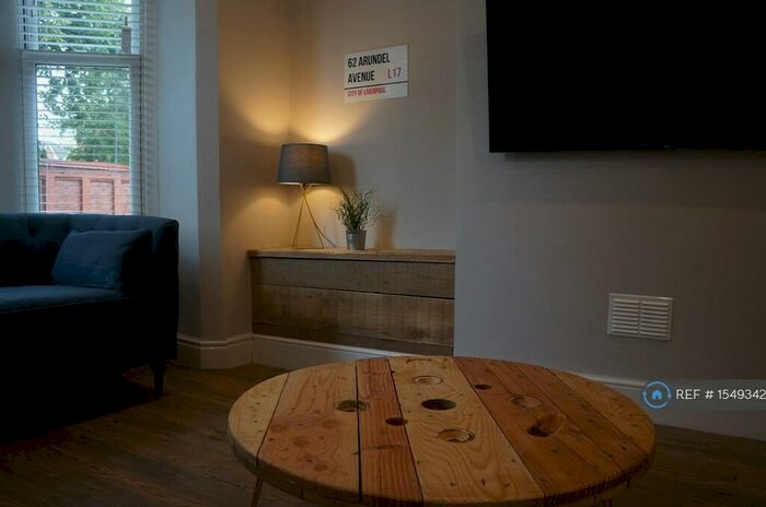 6 Bedroom Terraced House To Rent In Arundel Avenue, Liverpool, L17