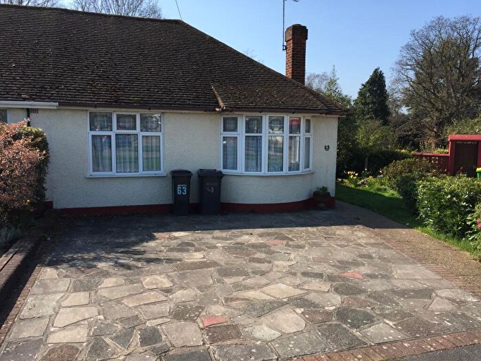 2 Bedroom Semi-Detached Bungalow To Rent In Clyde Crescent, Rayleigh, Essex, SS6