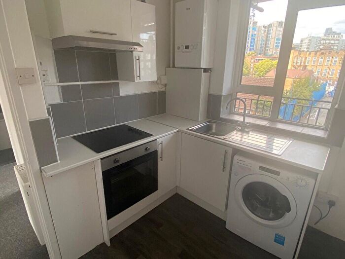 1 Bedroom Flat To Rent In Vauxhall Street, London, SE11