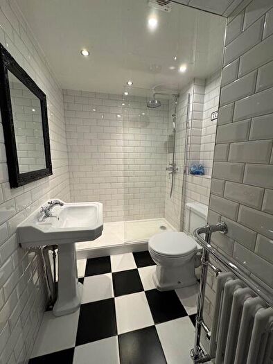 2 Bedroom Apartment To Rent In /, Tollcross Road, Glasgow, G32