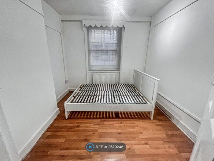 1 Bedroom Flat To Rent In Portland Road, London, SE25