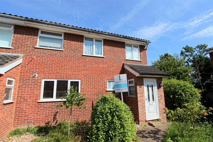 3 Bedroom End Of Terrace House To Rent In Aylsham Drive, Uxbridge, UB10