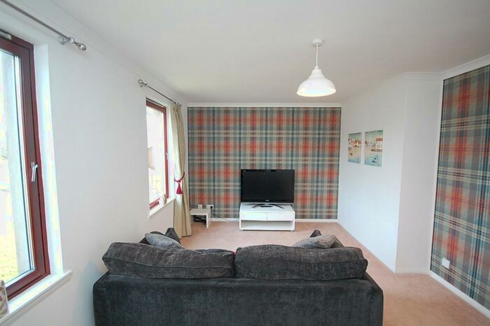 1 Bedroom Flat To Rent In Headland Court, City Centre, Aberdeen, AB10