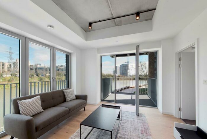 1 Bedroom Apartment To Rent In Serapis House, Goodluck Hope, London, E14