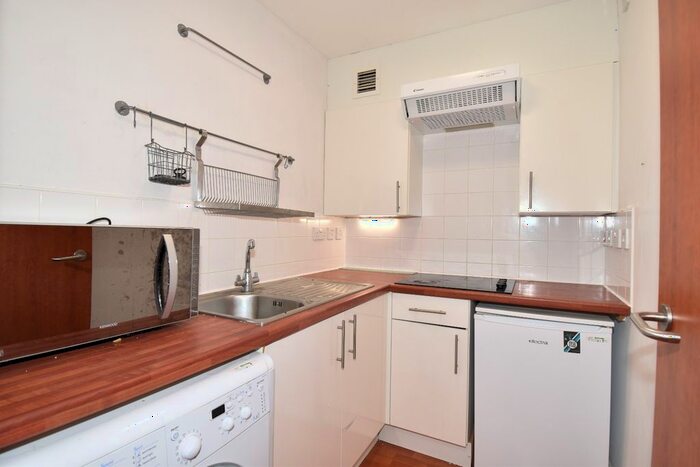 1 Bedroom Flat To Rent In Maritime Studios, Pendennis Court, Falmouth, TR11