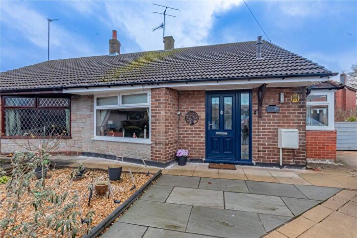 3 Bedroom Semi Detached House For Sale In Redland Close, Littleborough, Greater Manchester, OL15