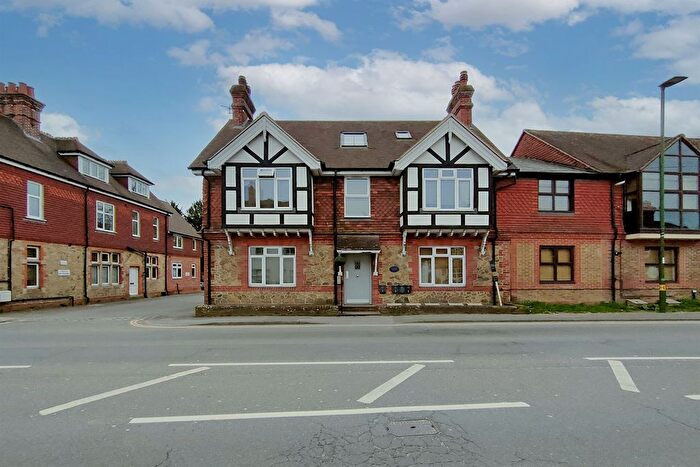 2 Bedroom Flat To Rent In Flat /Hatton House, Bepton Road, Midhurst, West Sussex, GU29