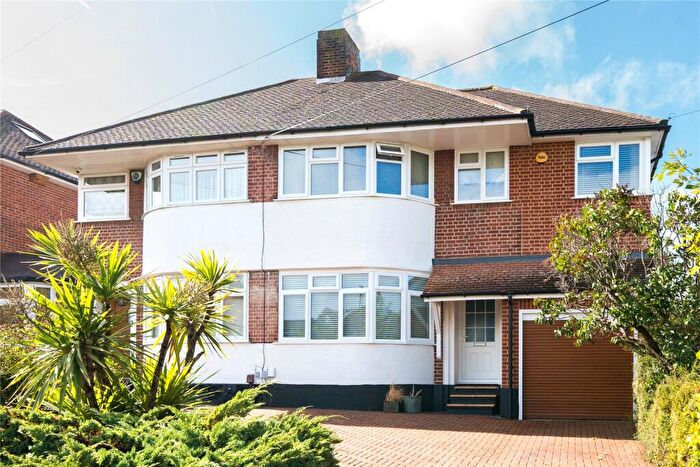 4 Bedroom Semi-Detached House For Sale In Domonic Drive, London, SE9