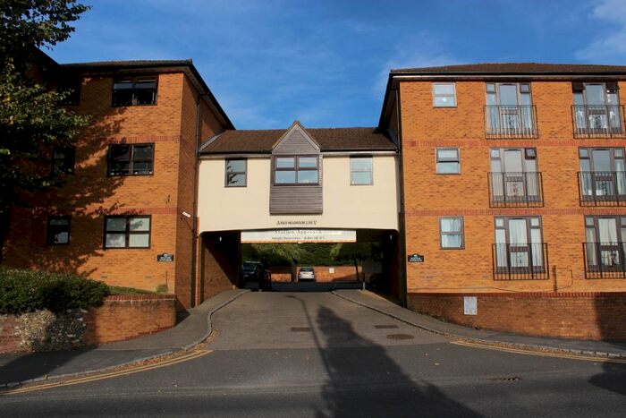 2 Bedroom Flat To Rent In Station Approach, Station Road, Kings Langley, Hertfordshire, WD4