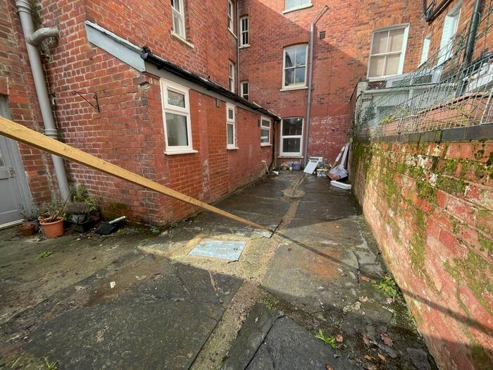 1 Bedroom Flat To Rent In Park Terrace, Llandrindod Wells, LD1