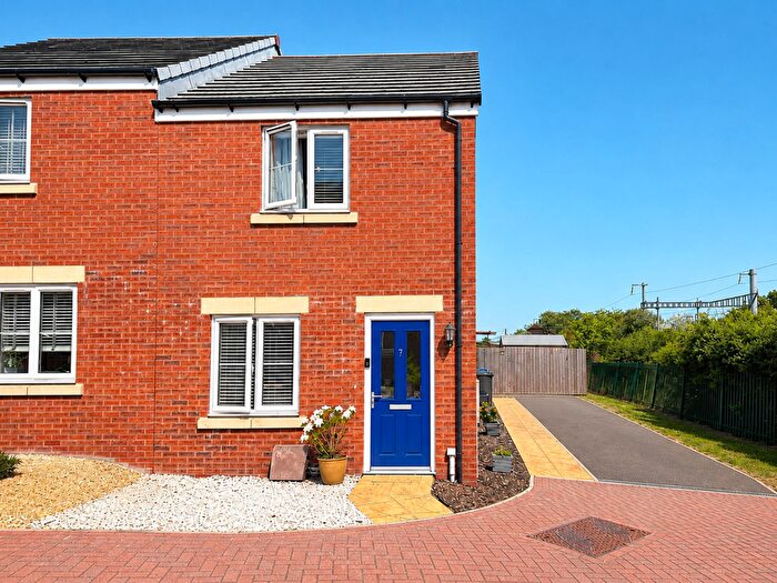 2 Bedroom Semi Detached House For Sale In Country Park Way, Royal Wootton Bassett, SN4
