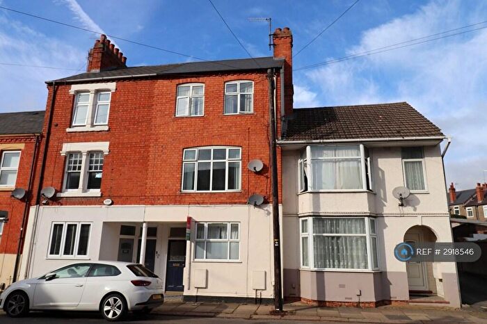 1 Bedroom Flat To Rent In Stanhope Road, Northampton, NN2