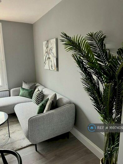 1 Bedroom Flat To Rent In Cressingham Road, London, SE13