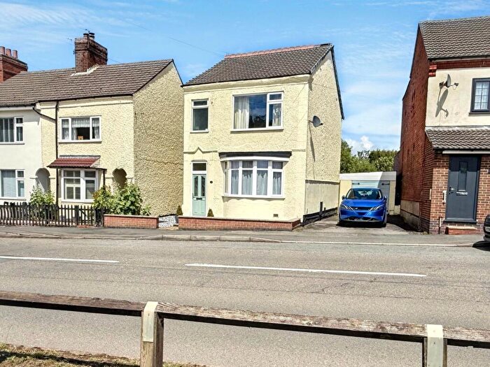 3 Bedroom Detached House For Sale In Standard Hill, Coalville, LE67