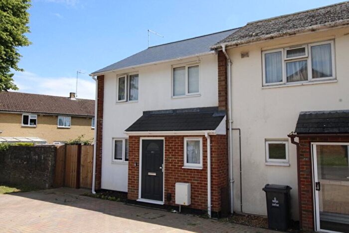 Flat To Rent In Vinters Avenue, Stevenage, Hertfordshire, SG1