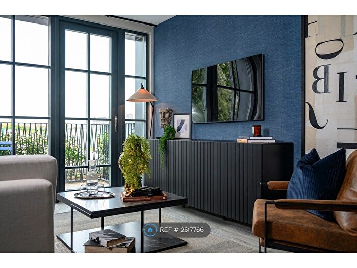 2 Bedroom Flat To Rent In Turing Way, Cambridge, CB3