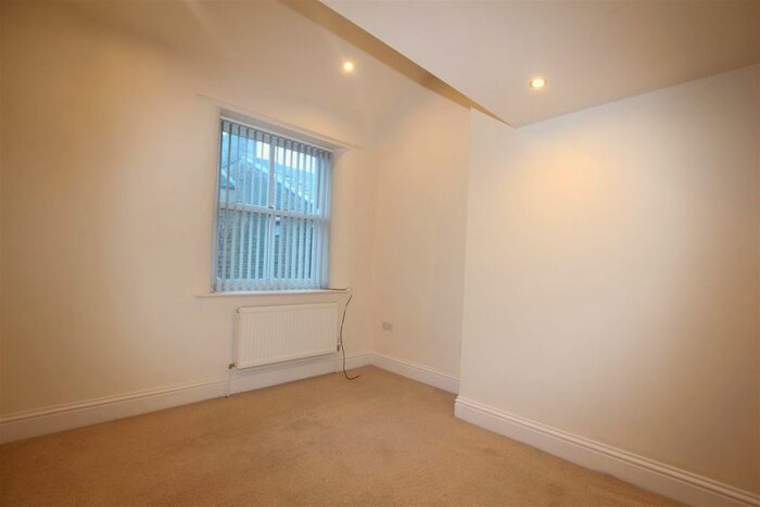 2 Bedroom Cottage To Rent In The Fold, Haworth, Keighley, BD22