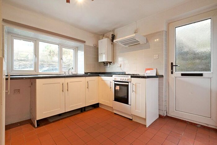 2 Bedroom End Of Terrace House To Rent In Manchester Road, Barnoldswick, Lancashire, BB18