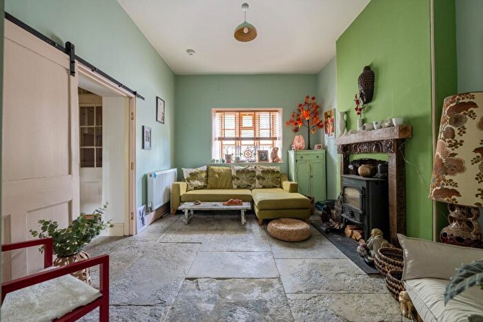 4 Bedroom Detached House For Sale In The Heart Of Glastonbury, BA6