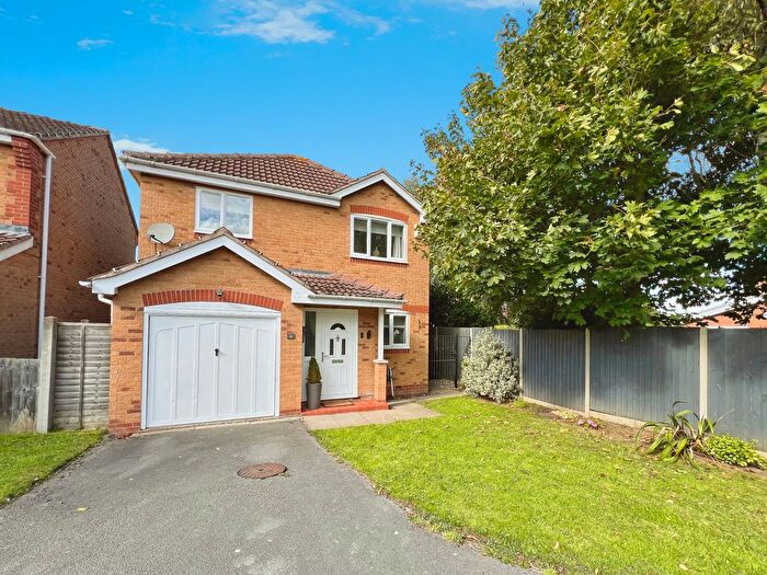 3 Bedroom Detached House For Sale In Baysdale Grove, Grantham, Grantham, NG31